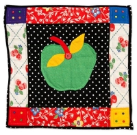 844: Granny Smith Apple by Linda Vredenburgh